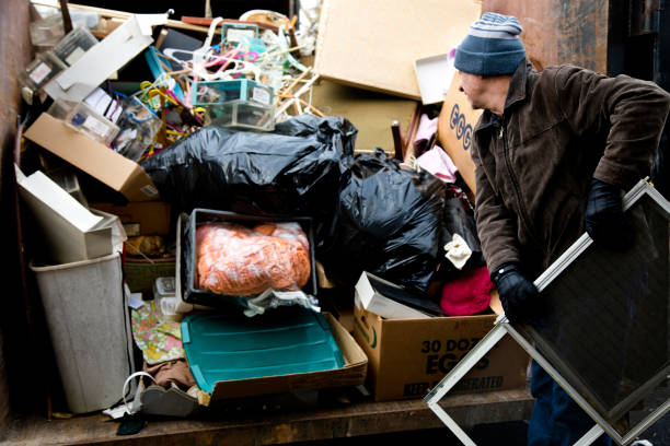 Best Garage Cleanout  in Sharon, WI